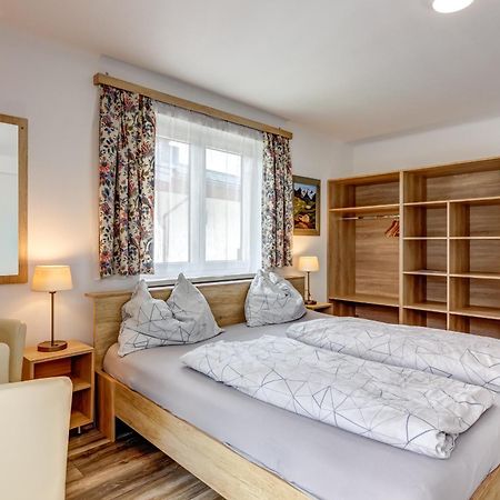 Ludwighaus Apartment Neukirchen am Grossvenediger Luaran gambar