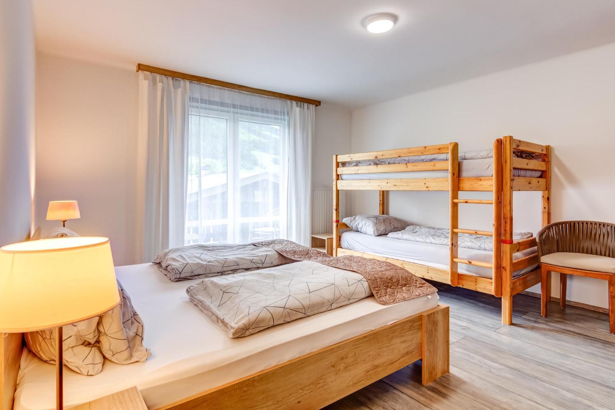 Ludwighaus Apartment Neukirchen am Grossvenediger Luaran gambar