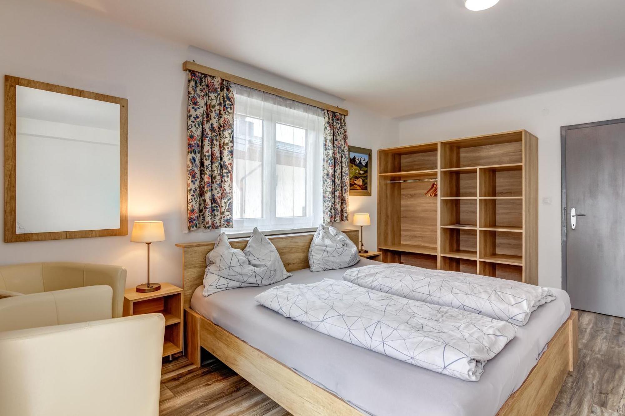 Ludwighaus Apartment Neukirchen am Grossvenediger Luaran gambar