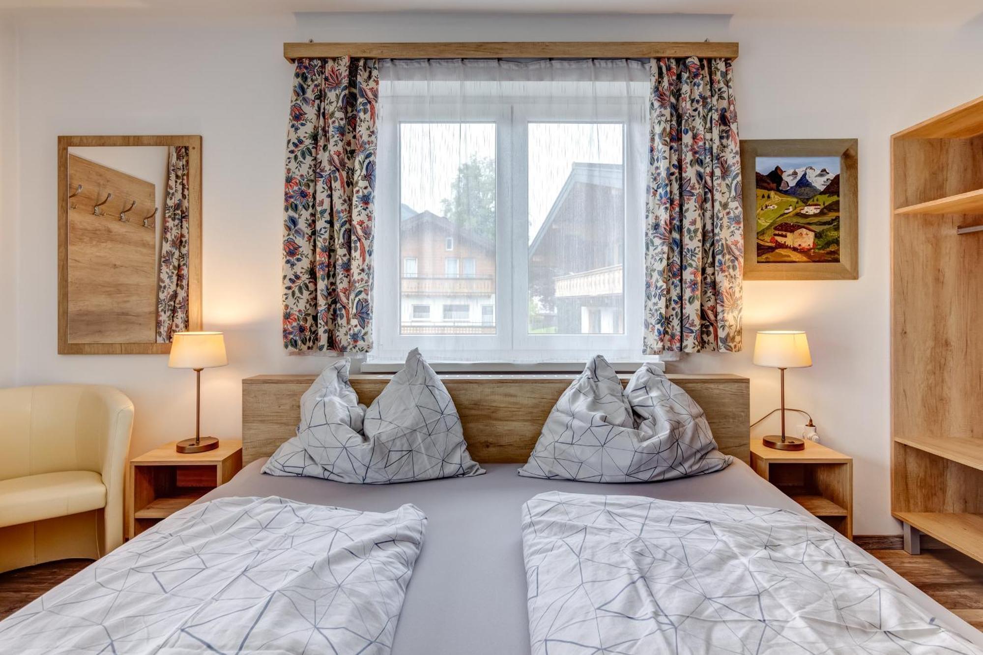 Ludwighaus Apartment Neukirchen am Grossvenediger Luaran gambar