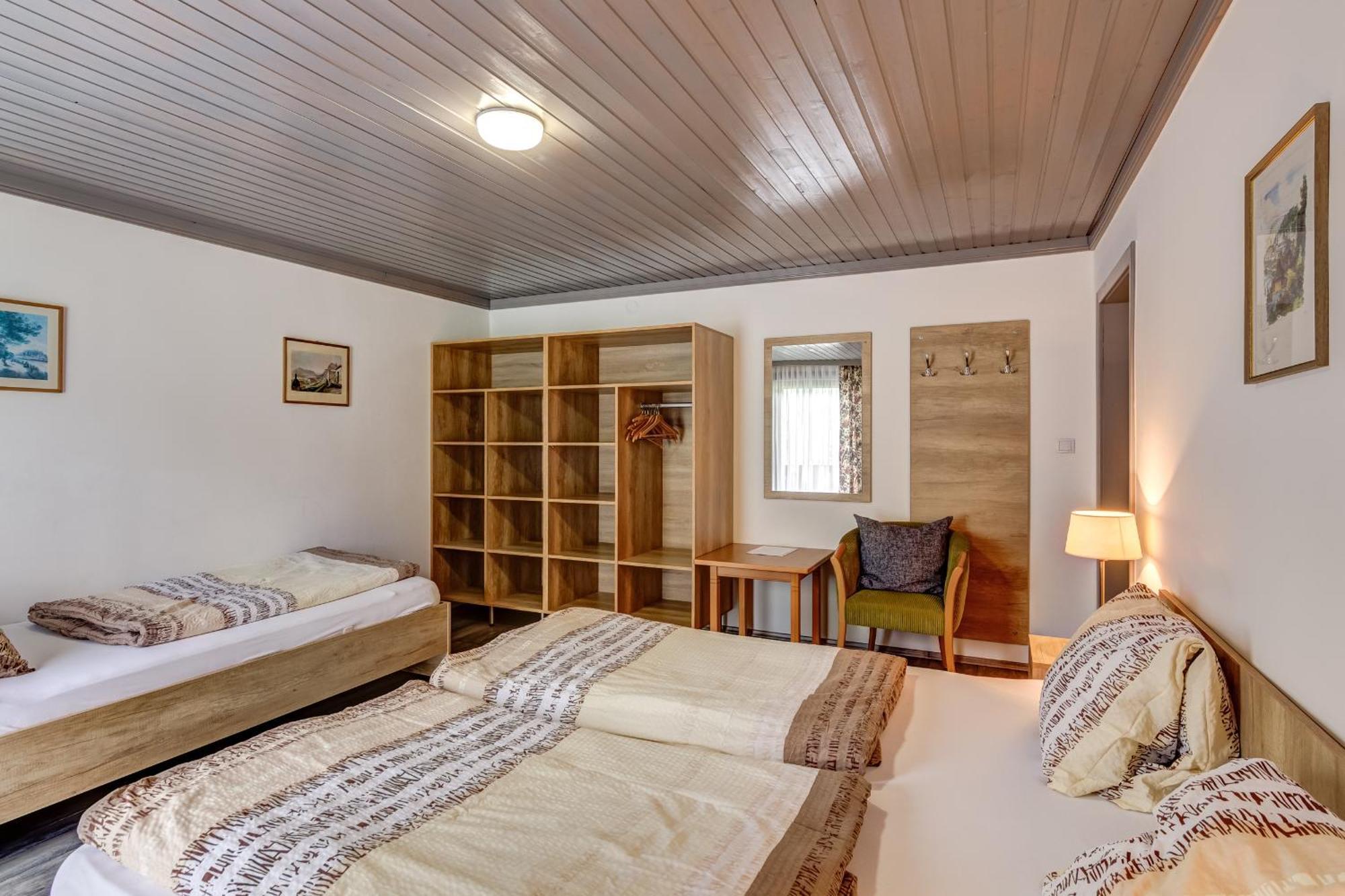 Ludwighaus Apartment Neukirchen am Grossvenediger Luaran gambar