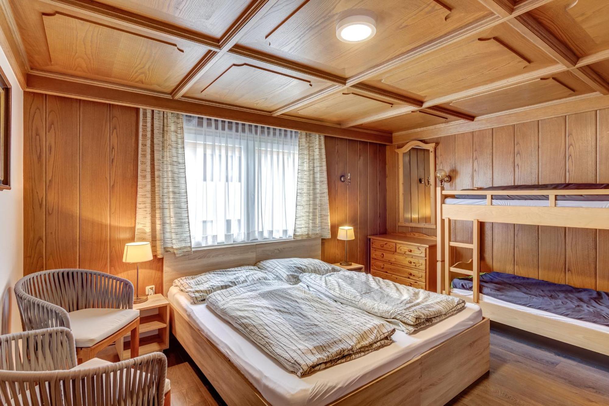 Ludwighaus Apartment Neukirchen am Grossvenediger Luaran gambar