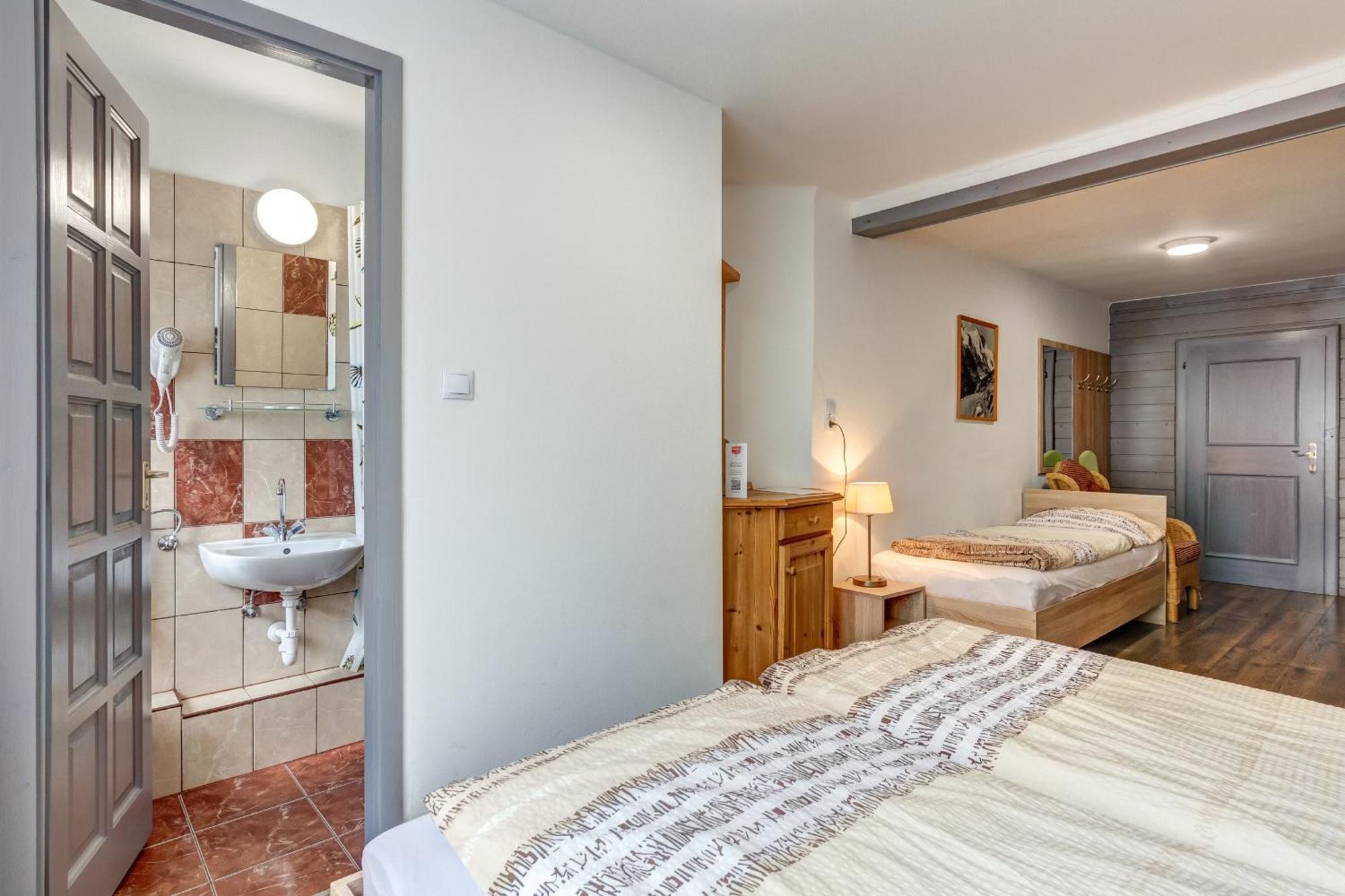 Ludwighaus Apartment Neukirchen am Grossvenediger Luaran gambar